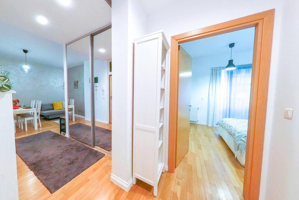 Old Town Spacious Apartment Bükreş Dış mekan fotoğraf