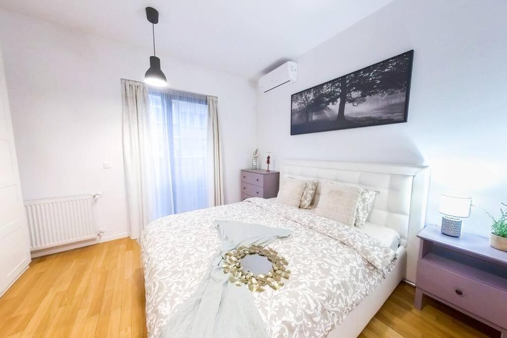 Old Town Spacious Apartment Bükreş Dış mekan fotoğraf